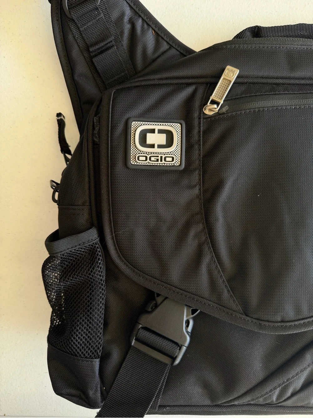 OGIO Black Crossbody Messenger Laptop Bag 17x14x3 Toyota Promotional